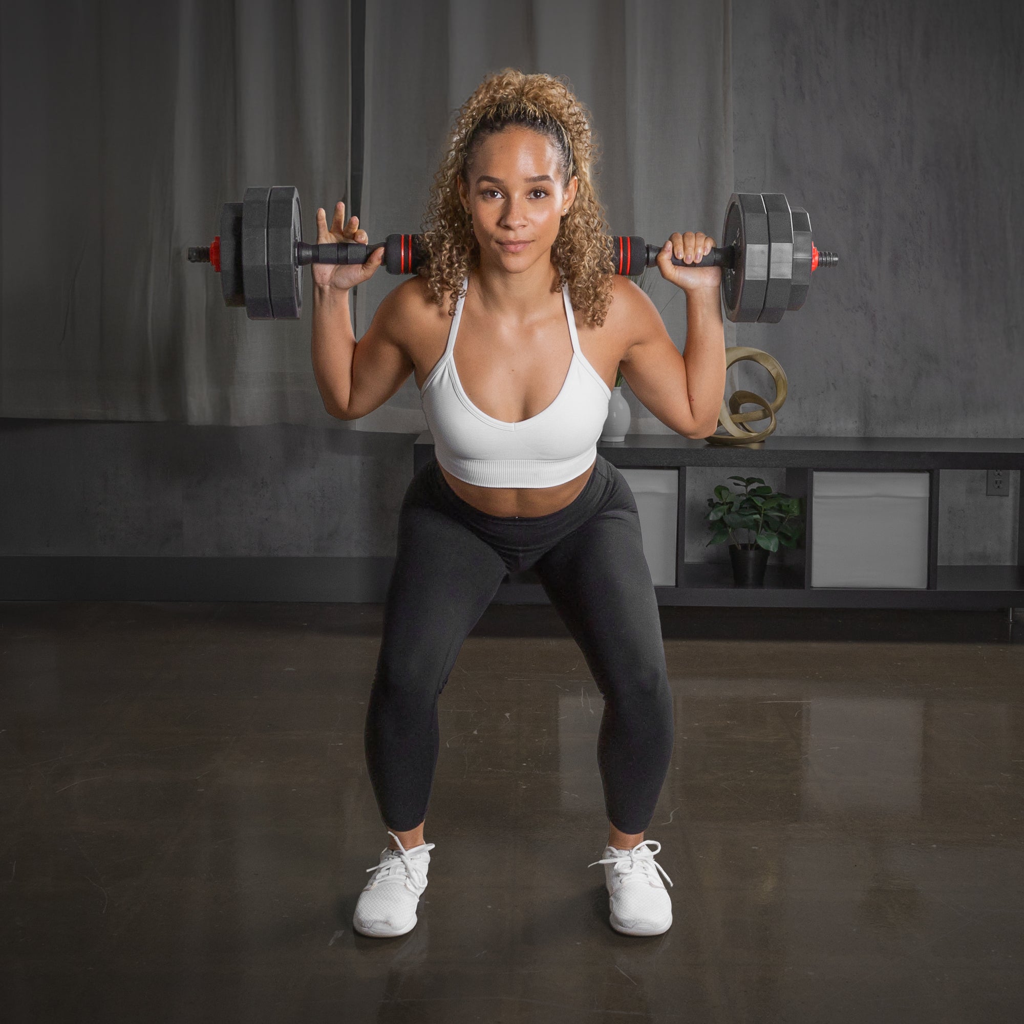 Inspire Fitness Ensemble d'haltères en caoutchouc 210 lb. (5-30 lb.) avec 6 paires de support vertical Inspire Fitness Ensemble d'haltères en caoutchouc 210 lb. (5-30 lb.) avec 6 paires de support vertical