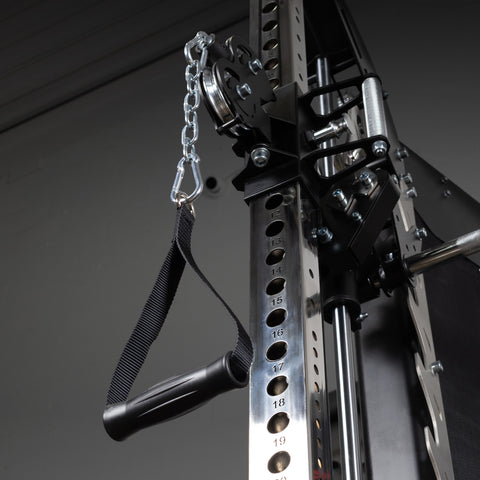 Entraîneur fonctionnel AmStaff Fitness SD-5000 et machine Smith